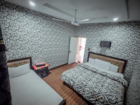 Royal Lodge Guesthouse